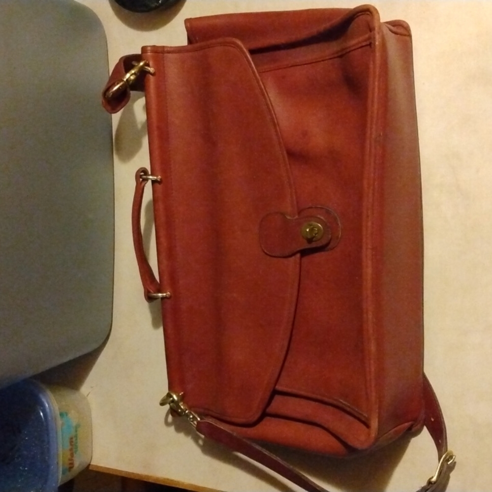 Genuine leather Coach briefcase (tote)